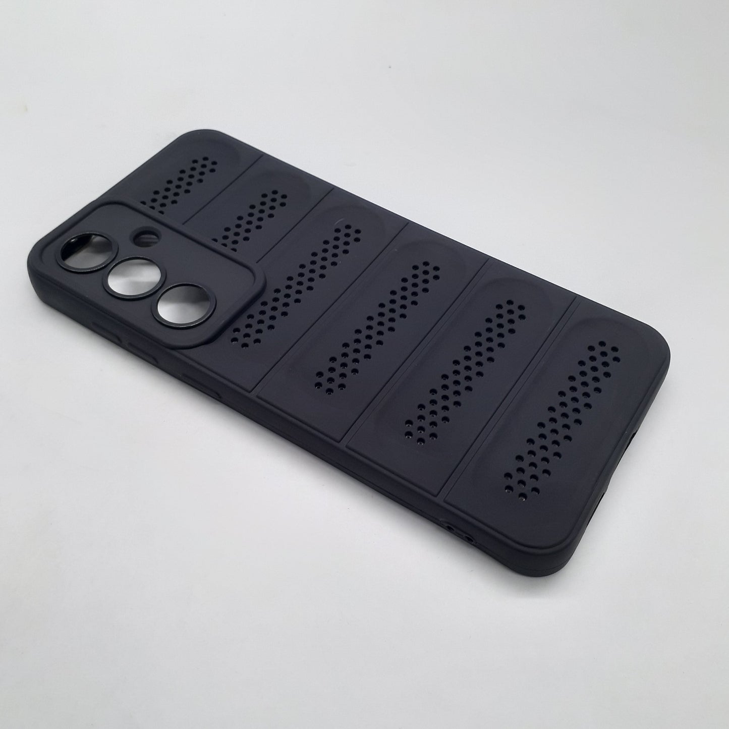 Best Samsung Galaxy S24 FE Protective Case: Strong TPU Material with Enhanced Heat Dissipation Design