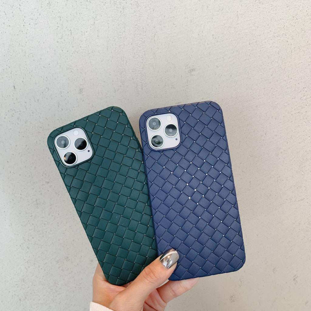 iPhone 14 Cross Grid Weaving Pattern Design Silicone Case back Cover
