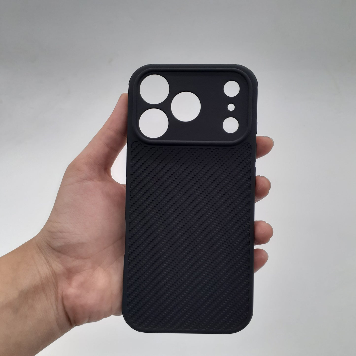 iPhone 17 Pro Carbon Fiber texture Hard Rubber armour back cover shock-porof case