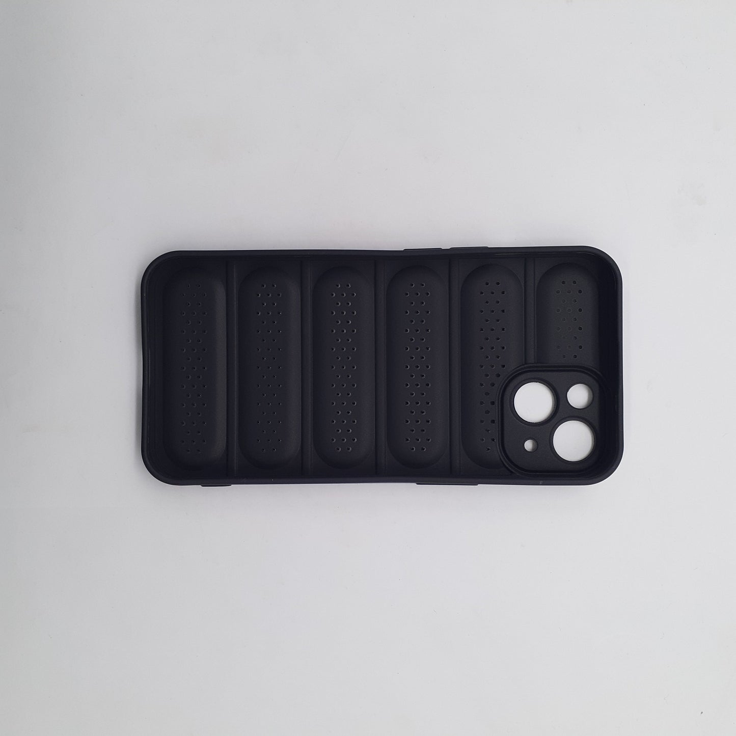 iPhone 13 Ultra-Thin Heat Dissipation Case, Strong TPU Shockproof Protective Cover, Magnetic Feature, Frosted Finish