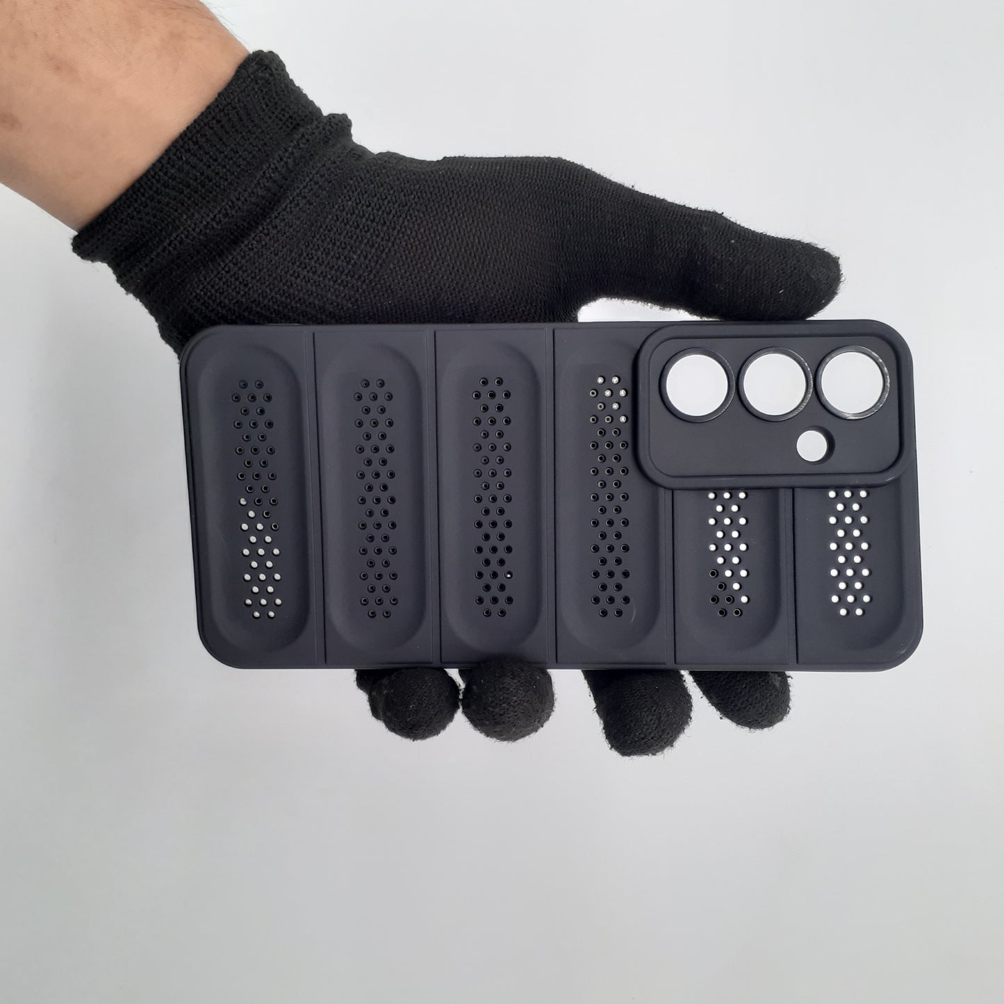 Best Samsung Galaxy S24 FE Protective Case: Strong TPU Material with Enhanced Heat Dissipation Design