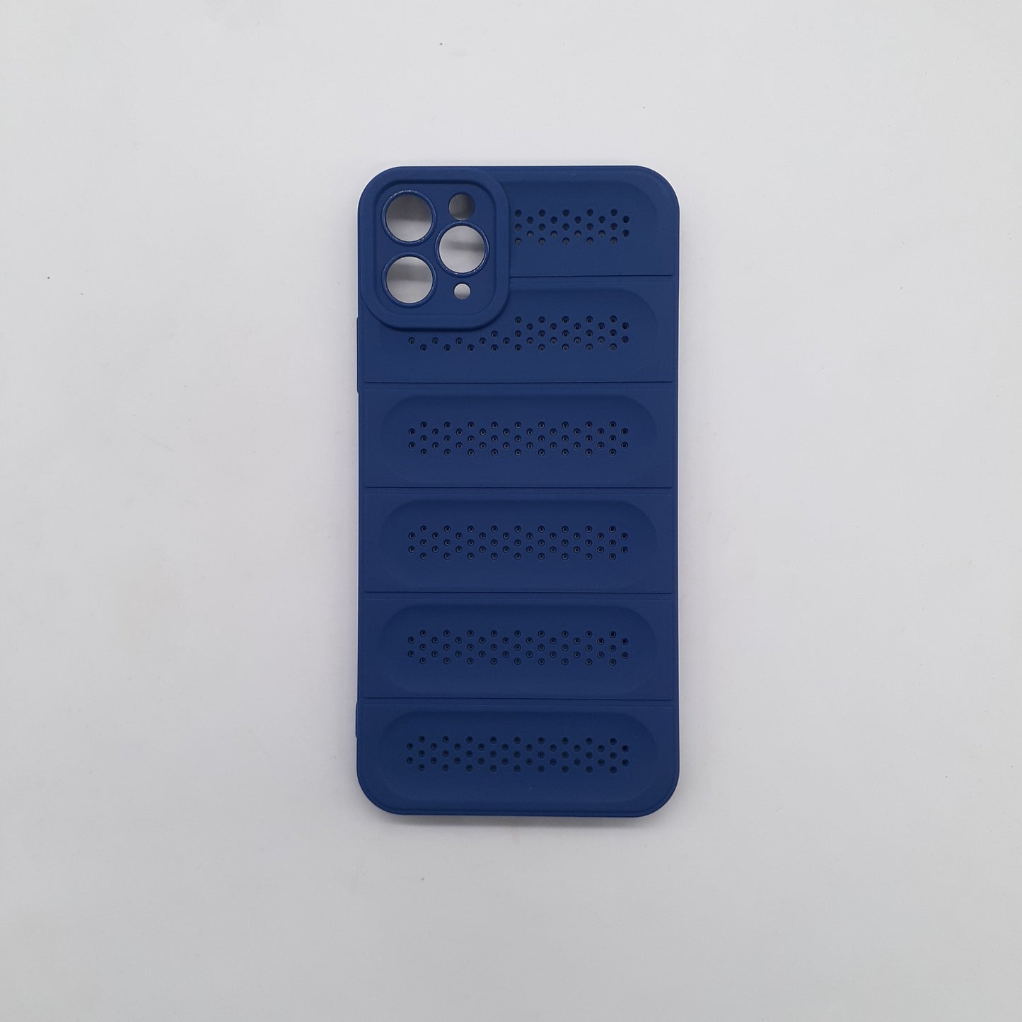 iPhone 11 Pro Max Protective Case: Strong TPU, Shockproof, and Breathable Heat Dissipation Cover