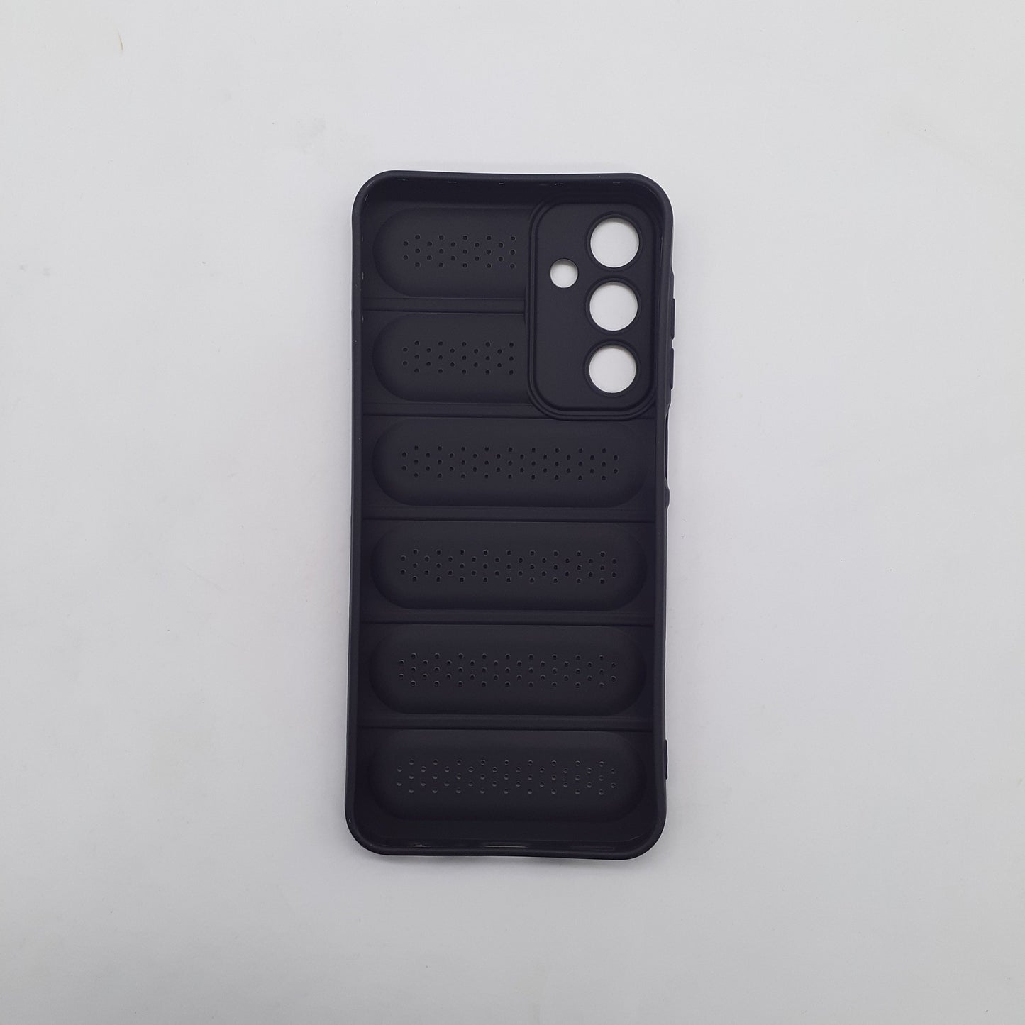 Samsung A25 Cooling Case: Heat Dissipating TPU Material, Shockproof Protection, Enhanced Airflow Design