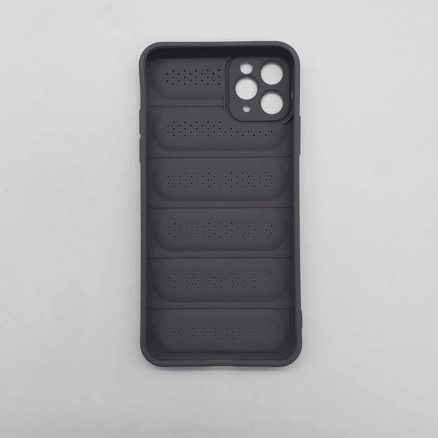 iPhone 11 Pro Max Protective Case: Strong TPU, Shockproof, and Breathable Heat Dissipation Cover