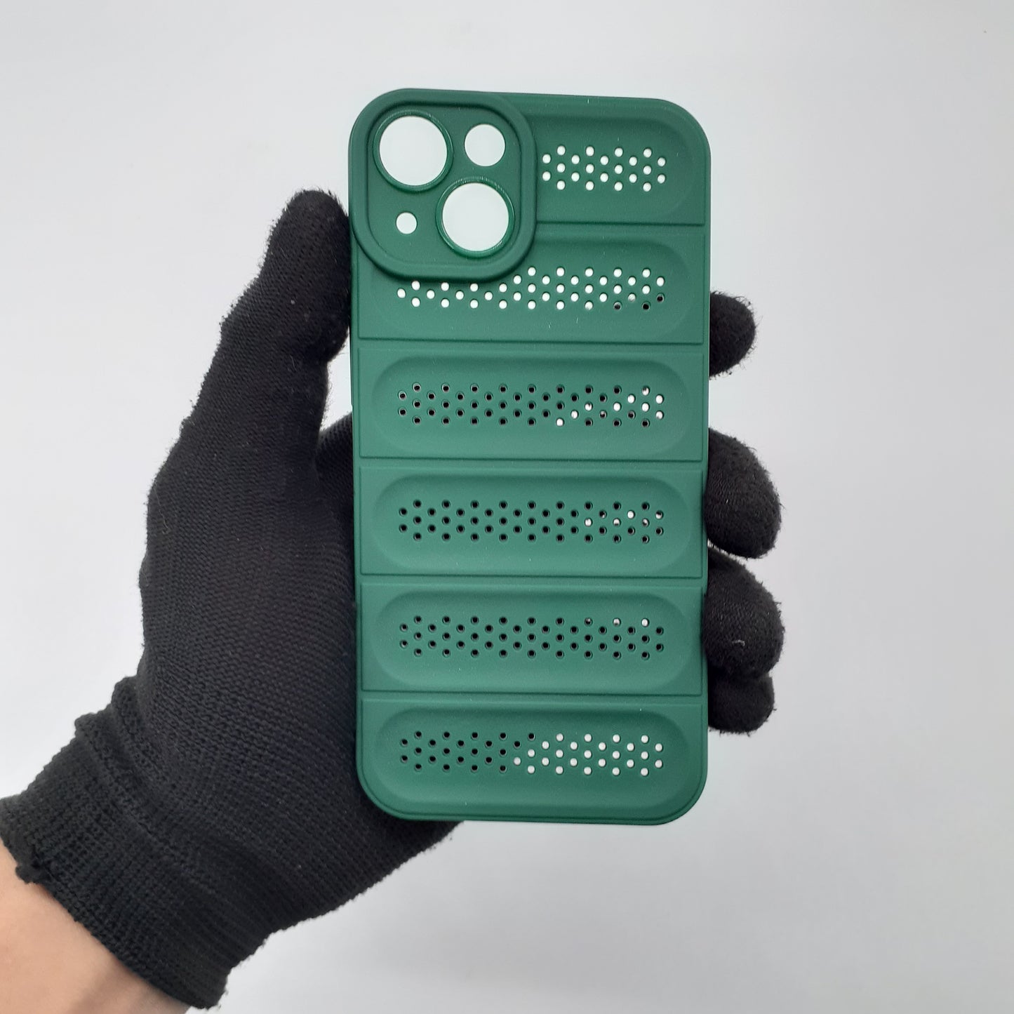 iPhone 13 Ultra-Thin Heat Dissipation Case, Strong TPU Shockproof Protective Cover, Magnetic Feature, Frosted Finish