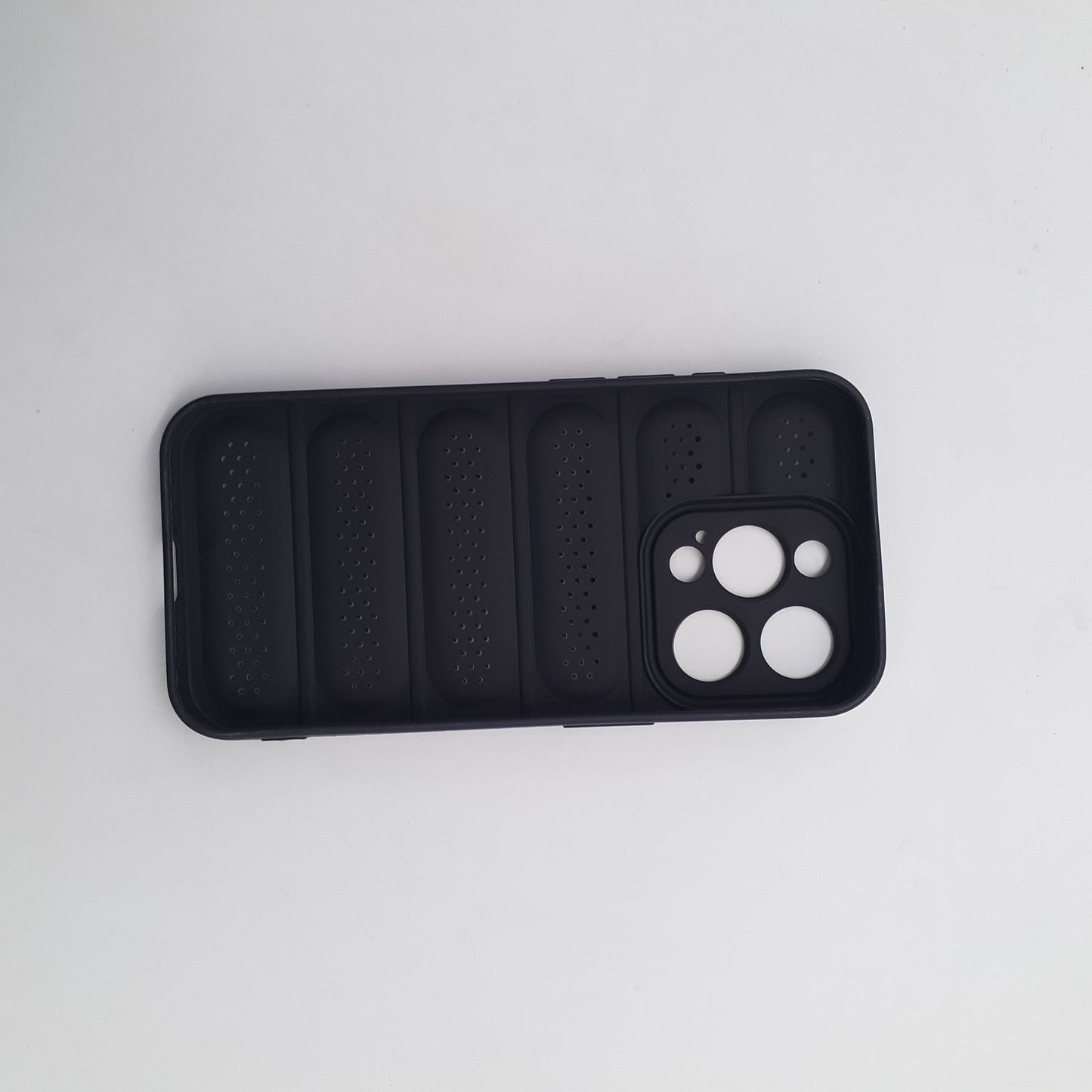 iPhone 15 Pro Cooling Case: Strong TPU Material, Enhanced Heat Dissipation, Protective Cover