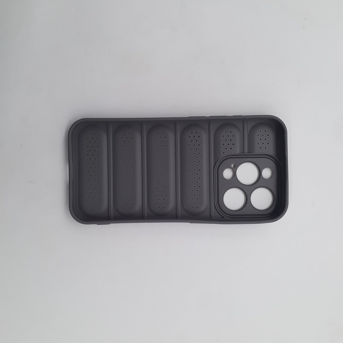 iPhone 15 Pro Cooling Case: Strong TPU Material, Enhanced Heat Dissipation, Protective Cover