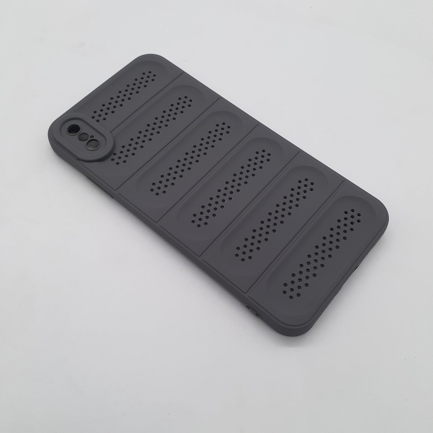 iPhone Xs Max Shockproof TPU Phone Case with Heat Dissipation, Strong Protection, and Breathable Cover