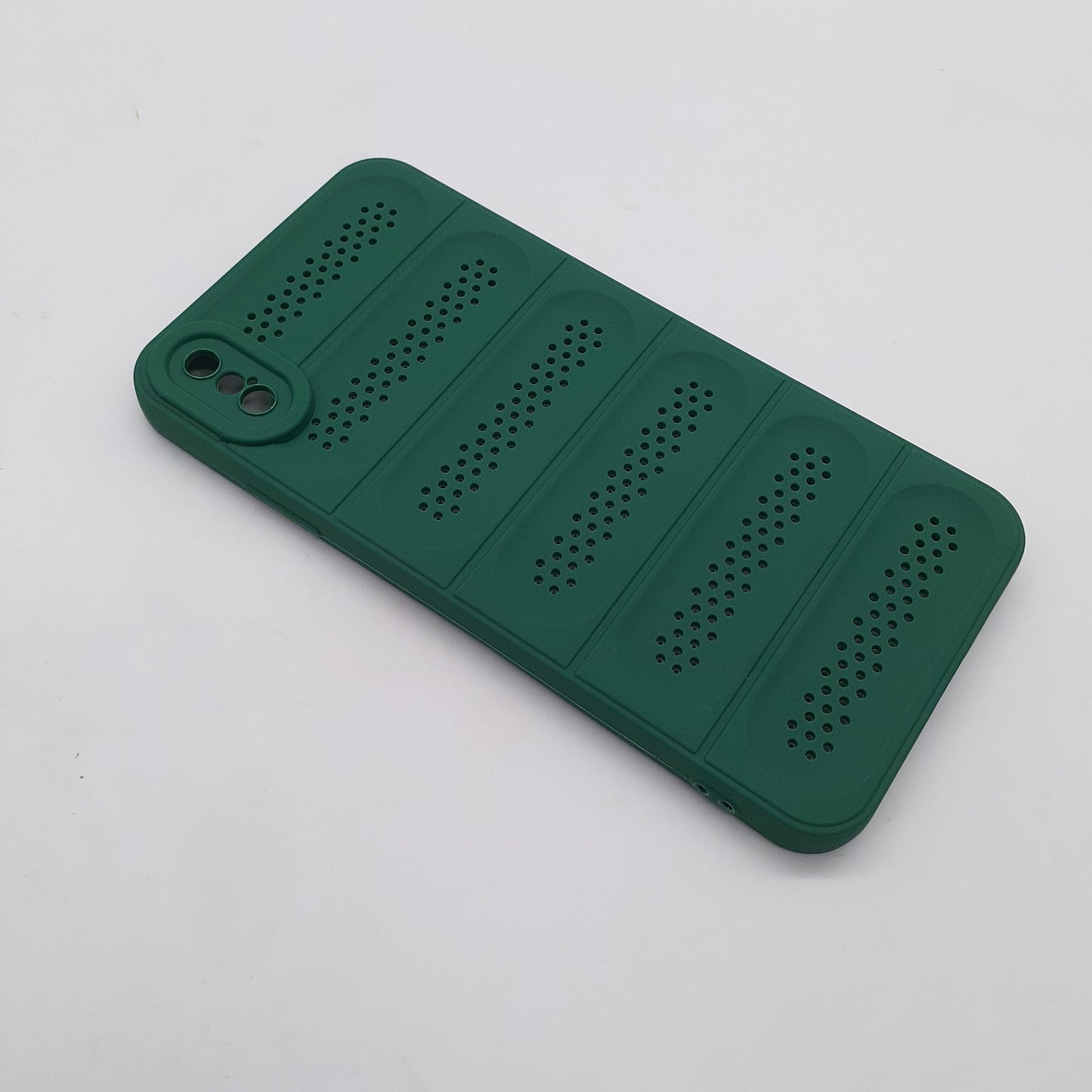 iPhone Xs Max Shockproof TPU Phone Case with Heat Dissipation, Strong Protection, and Breathable Cover