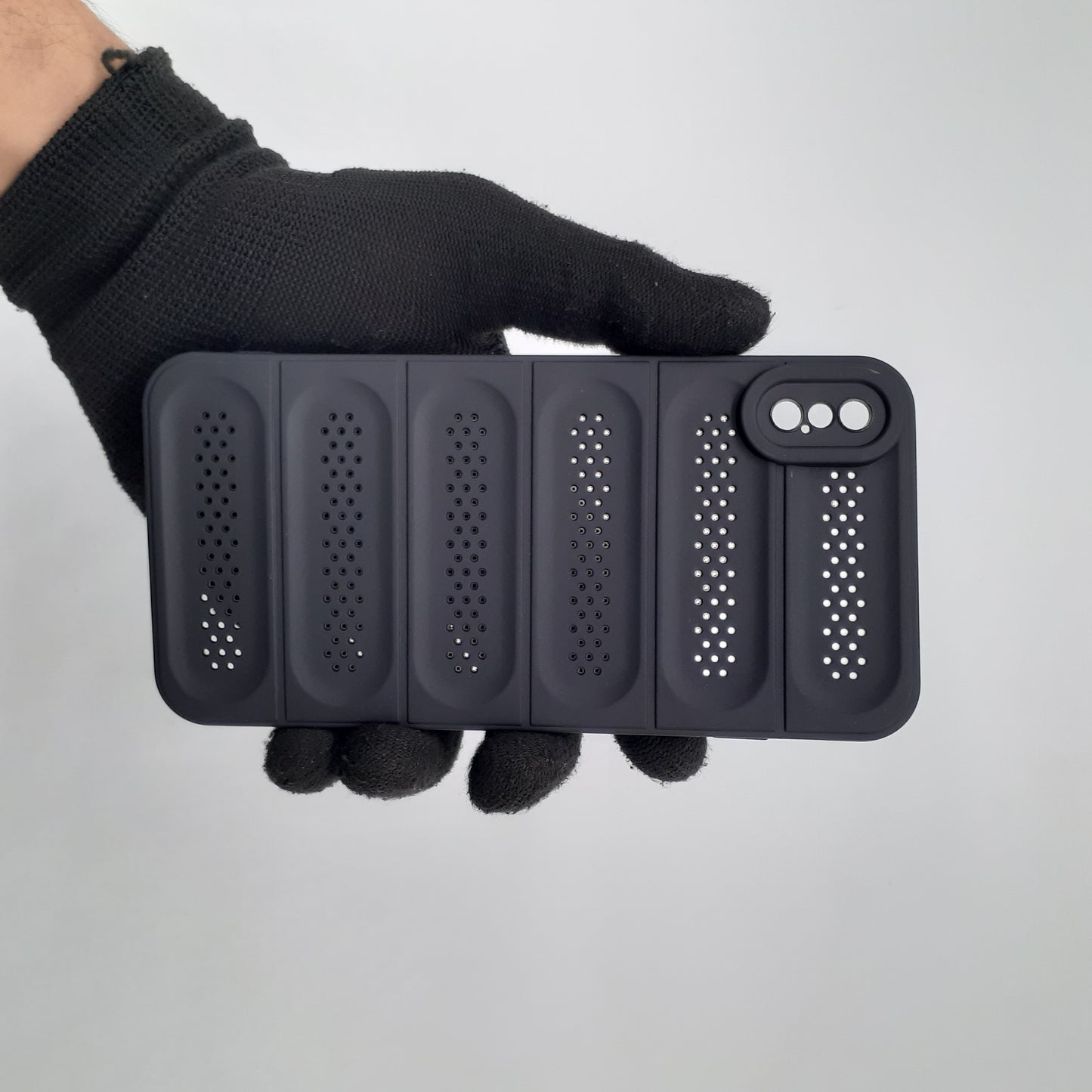 iPhone Xs Max Shockproof TPU Phone Case with Heat Dissipation, Strong Protection, and Breathable Cover
