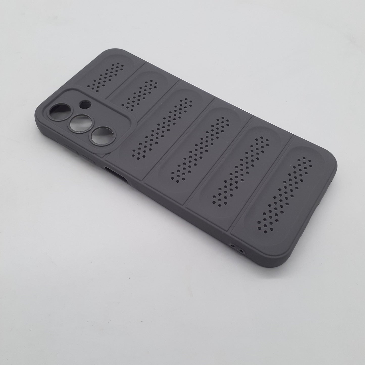 Samsung A25 Cooling Case: Heat Dissipating TPU Material, Shockproof Protection, Enhanced Airflow Design